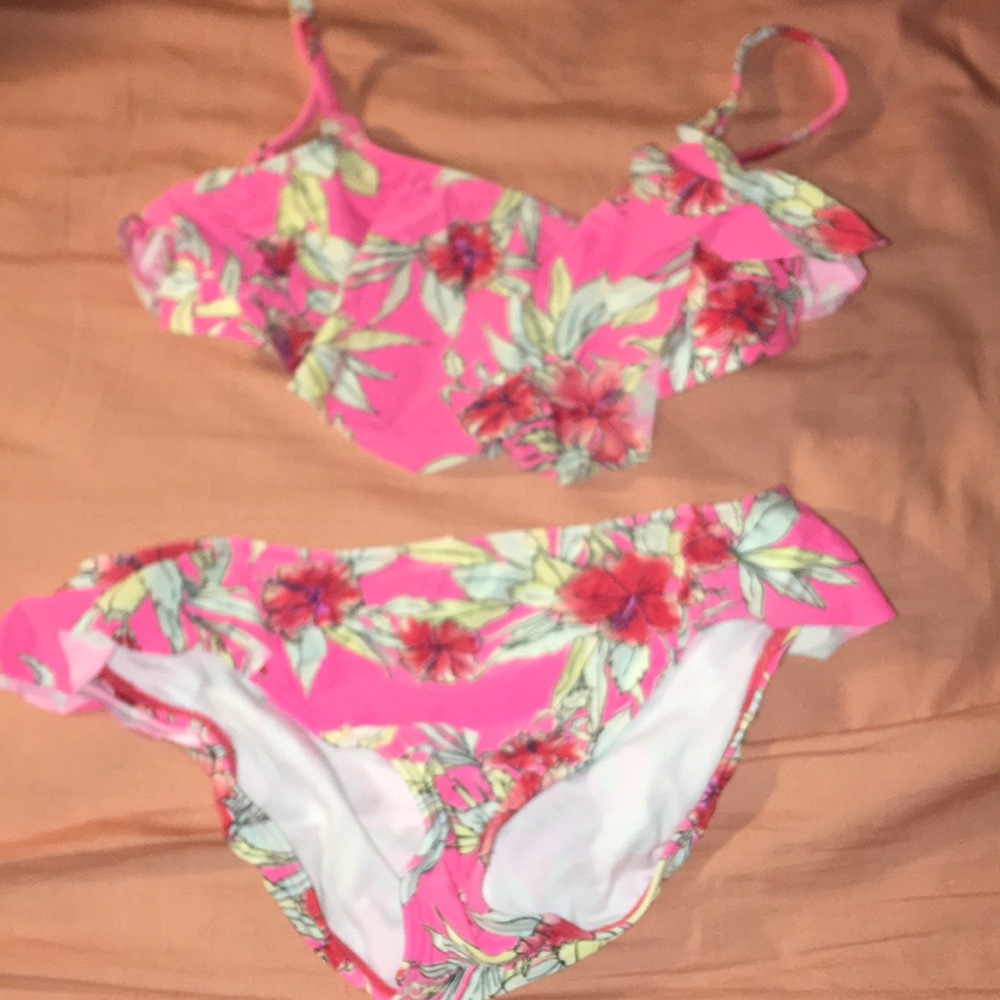 Girls billabong bikini 10